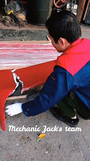 Restoration - air deflector & side deflector by old school method (fiberglass) #mechanic #mechanicjack #restoration #panelbeater #craftsmanship #oldschool #fiberglass #fibreglass | Mechanic Jack's team