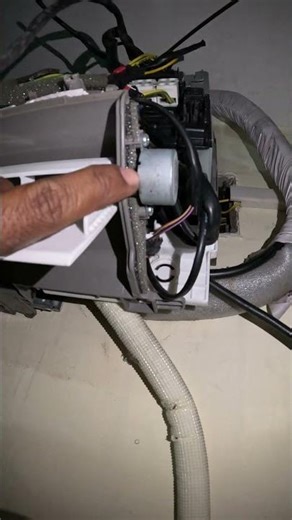 AC Swing Not Working Fix 😲 | Flap Loose Problem Solved #library #ac #swing #repair #shorts