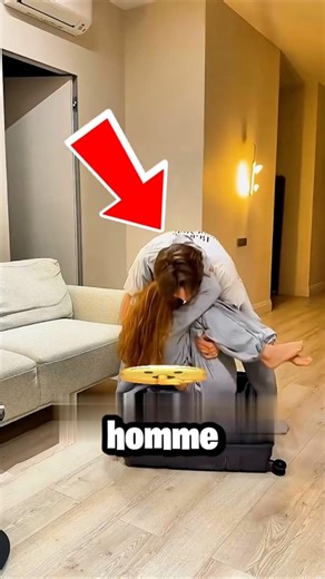 This man secretly put his wife in his suitcase and this is what happened next 😲🧳