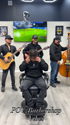 POV: Barbershop Vibes #POV #Barbershop #Vibes Una con mi Compa Haziel #Corridos #Barberia | Raymond Cruz