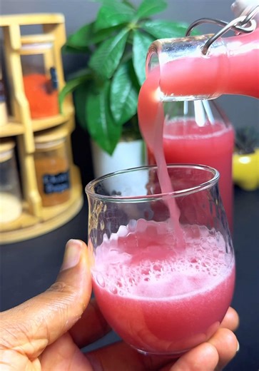 Homemade Tepache: A Gut Health Probiotic Drink