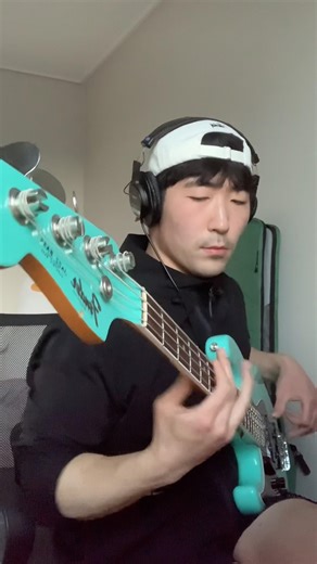 Tori Kelly - Never Alone Basscover