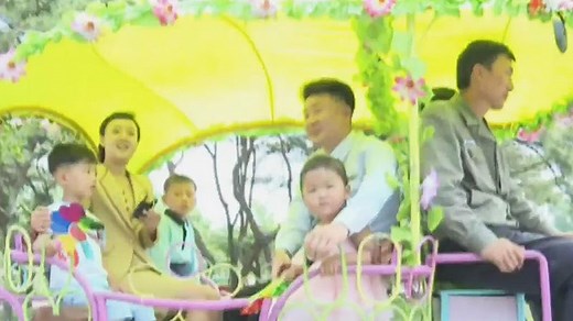 [지금 북한은] '동물재주장' 찾아 공연 보는 시민들…북한의 여가생활