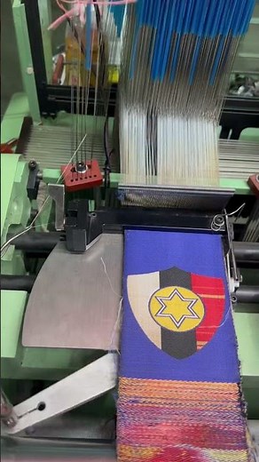 multi-color weft and warp jacquard machine #samplemaking woven badges