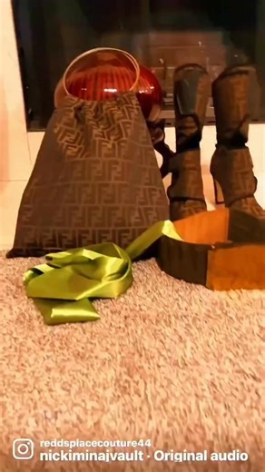 Vintage Fendi bag. Vintage Fendi belt. Fendi boots. Chun-Li vibe 😍🔥#aFewOfMyFavoriteThings 🤩Press play. They need rappers like me so they can get on their keyboardand make me the bad guy #chungli💃🏿 | Nicole Simmons