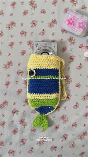 fishy digicam pouch crocheted by my gf 😋🧶🐠 #crochet #crochettok #crochetideas #digicam #pouch