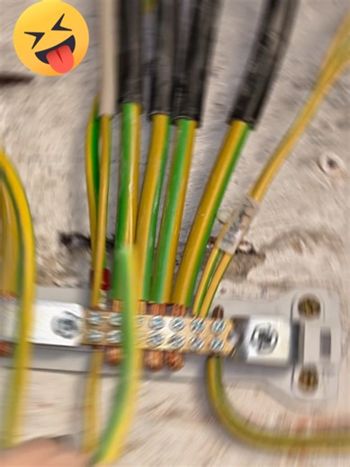 #Elektroinstallateur #pe #mehrarbeit