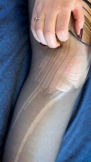Catherine James on Instagram: "Laddered Pantyhose 😝 Run Run Run that felt sooooo good 😈 #rippedpantyhose #pantyhoselover #pantyhoselegs"