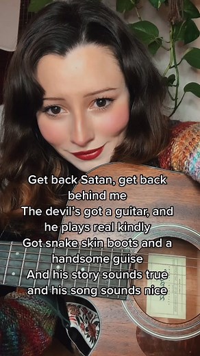 Unbelievably Out of Tune Guitar Performance