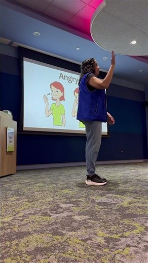 Sign language 🤟🏽 for “Angry” 👿😡🤬😤😖‪@FriscoPublicLibrary‬ #shortsfeed #preschool#signlanguage