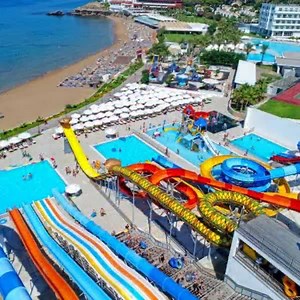 499K views · 6.5K reactions | 24 Kaydıraklı Aquapark, Lunapark ve 1 Km Sahili ile Kıbrıs'ın En Eğlenceli Oteli | Acapulco Resort Convention SPA & Casino | Facebook