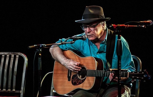 Nashville singer David Olney dies on stage after apologising to crowd and closing his eyes