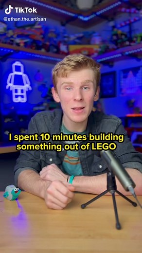 Building a LEGO Snail in 10 Minutes