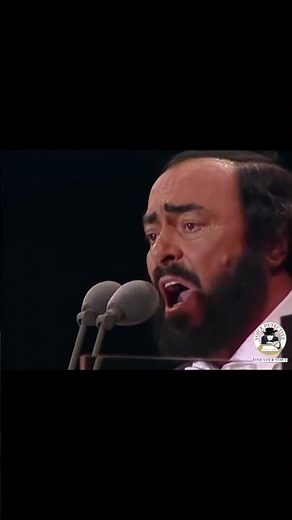 What do these two tenors have in common?