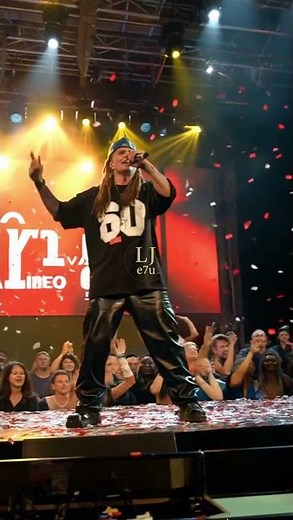 VMA Legends | #axlrose #gunsnroses #mtvvma2002 #radiocitymusichall #frankmicelotta #rockicons