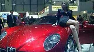 Reportage sur les hôtesses du salon de l'auto. - Mise au point - Play RTS