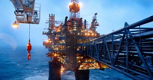 World’s highest waves form west of Norway