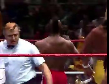 The original Mr. T & Hulk Hogan “Eye of the Tiger” MSG entrance at Wrestlemania 1. There was a whole different edge & energy in ‘84-85 than the way it’s been presented & retroactively absorbed into the rest of the 1980’s WWF. (3.31.1985) 🌟