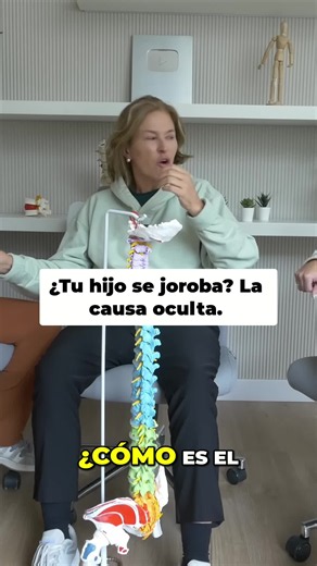 Cifosis postural en adolescentes: causas y ejercicios para corregirla