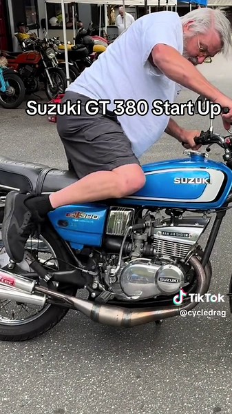 Special Suzuki GT 380 Start Up