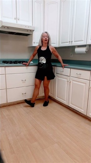 Shuffle dance tutorial for beginners. Scissor switch steps. #shuffletutorial #shuffleover50