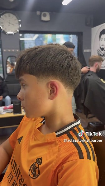 Mastering the Fade: Top Barber Techniques Unveiled