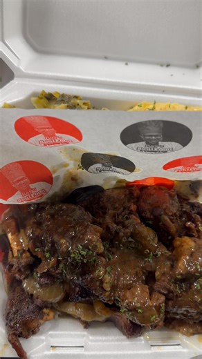The BEST “Oxtails” in the GAME and they are 🔥. This one is To - Go. We server them for Dine - In as well come and grab yours. Sunday 12:30pm - 7:30pm. Our Address 📍1334 Central Park Drive, O’Fallon, IL 62269. #turkeylegsdoneright #foodcookedfromthesoul #RaysGotSoul #mixedgreens #oxtails #bakedmacandcheese #candiedyams #realcatfishfillet | Ray’s SoulFood & Turkey Legs