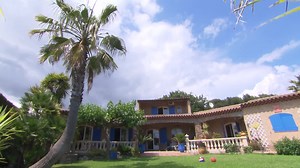 156K views · 976 reactions | Pour des vacances de rêve, vive la location | C'est la vie | Facebook