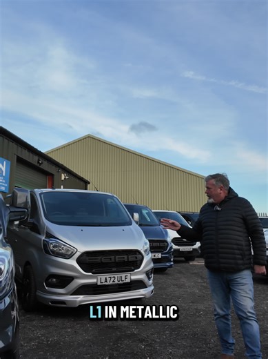 Ford Transit Custom: Your Ideal Commercial Vehicle