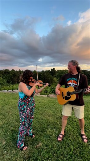 1.4K views · 1K reactions | Gypsy jazz, old timey & touch of tradition…  “Nuages” • “Arkansas Traveler” • “Back Up & Push” My new fiddle 3-pack is live! #fiddle #morefiddle #nuages #djangoreinhardt #FiddleTune #ArkansasTraveler #BackUpAndPush #OldTimeMusic #bluegrassmusic | Jeneé | Facebook