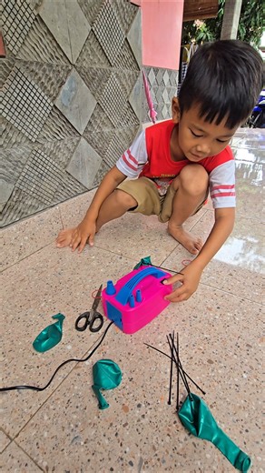 lah ko balon nya di ikat !!! #trendingshorts