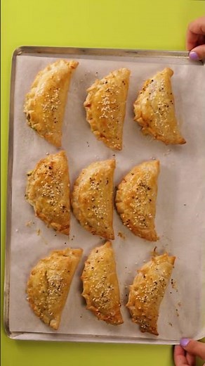 Mushroom Asparagus Chicken Pasties 🌷 Spring Recipes