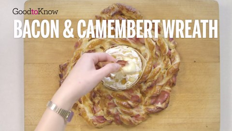 Baked Camembert And Bacon Wreath | Recipe