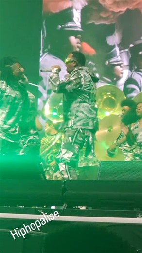 Alise Levine on Instagram: "MASTER P 🎤 @masterp NO LIMIT SOLDIERS 🎶 Master P final performance and Tribute. LIVE AT @essencefest in New Orleans. #masterp #rap #rapmusic #RAPPER #essence #essencefest ##musicfestival #music #concert #livemusic #entertainment #fyp #travel #soul #rnb #hiphop #musicblog #frontrow #singer #explore #explorepage #followme #slowjams #newreel #goviral #musicvideo #neworleans"