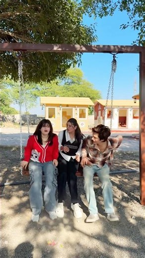 Time Machine se aa gye jaadui jagah 😳 || Jaanvi Patel #shorts #jaanvipatel