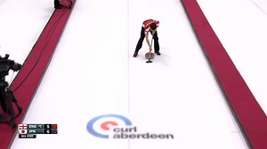 England squeeze by the guard to make a take-out for a score of two and get the win over Japan! 🏴󠁧󠁢󠁥󠁮󠁧󠁿💪 Like & share| Visit worldcurling.org for more info. #Roadto2022 #curling | World Curling