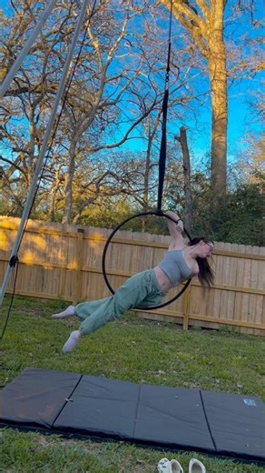 Upper beginner lyra hoop routine #aerial #acrobatics #aerialhoop #aerialist