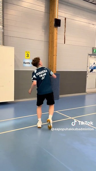 Dominando el Revés en Bádminton