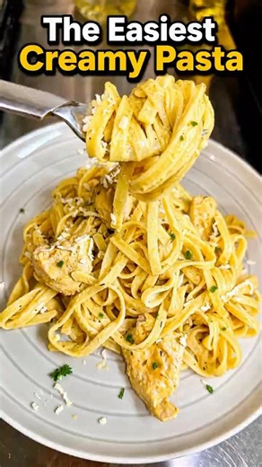 The Easiest Creamy Chicken Pasta | 20-Minute Dinner Recipe #shorts #dinnertime #maindish