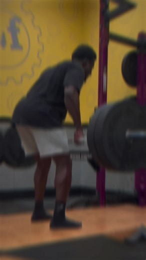 I always come back. Life might knock you down, hit you with setbacks, doubts, and hard days… but never let life throw the last punch. Remember why you started. Remember where you’re going. Get back up and keep fighting. #N#NeverStayDownC#ComebackMentalityG#GymMotivationL#LifeMotivationDiscipline