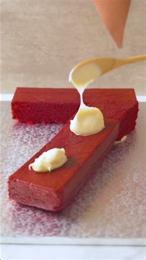 Red Velvet KitKat Cake | DIY Number 7 Cake