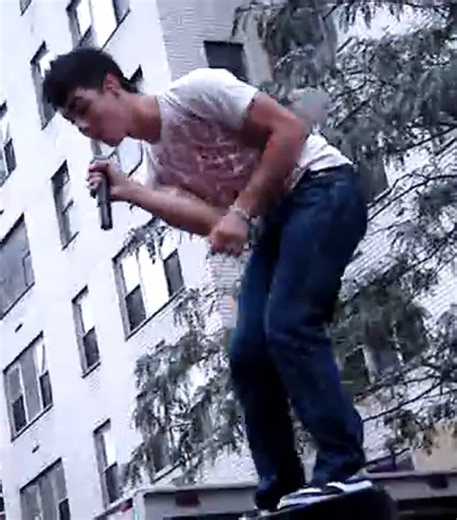 Jonas Brothers Live Performance of 'Mandy' 2006