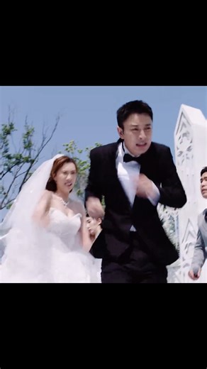 I'm not married😡 Drama Name：The Bachelors #cdrama #chinesedrama | 娱影宿舍