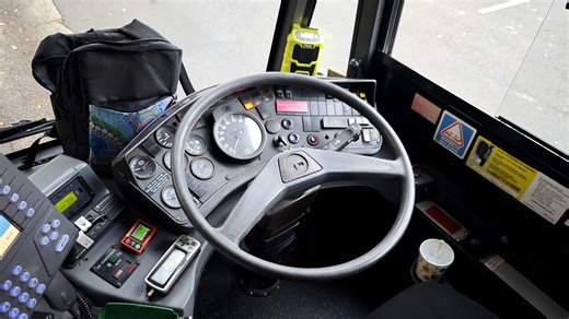 变速箱状态最好的一辆奔驰 O405NH｜来自悉尼公交的 Mercedes Benz O405NH Bustech 后山乘坐体验（8350