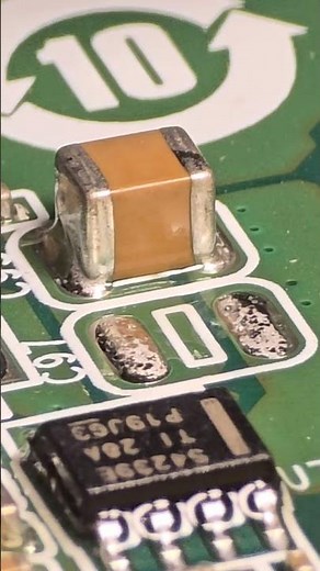 Replacing an SMD Capacitor Using Hotair + Flux 🔥⚡