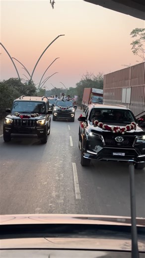 Double61 on Instagram: "King of Lucknow group |6161|⚜️ . . . . . . #delivery #cardelivery #fortuner #scorpio #scorpion 3 members add in 6161 group"