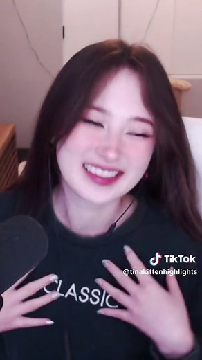 Tina Kitten Twitch Shirt Moment Explained