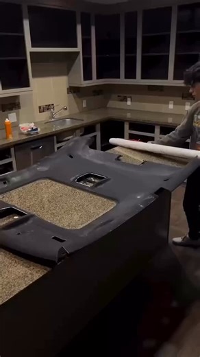 🏷️ -10% avec le code INSTA10 ✨ Livraison offerte 👉 Lien en bio ! Transforme ton intérieur avec Alcantech 💨 Luxe, durabilité et style… à portée de main. ✅ Autoadhésif : se pose facilement sur ciel de toit, panneaux de porte, tableau de bord, console centrale, sélecteur de vitesse, etc. ✨ Toucher velours, look haut de gamme 🛡️ Résistant à l’usure 🧼 Facile à nettoyer 🌈 Dispo en plusieurs couleurs Un rendu pro, sans outils professionnels. 🚗🔥 #diy #diycrafts #cuir #alcantara #alcántara #alcan