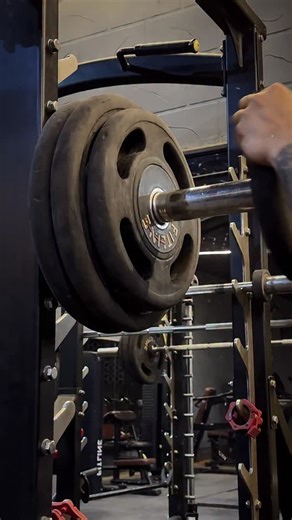 Apoorv Tiwari | Coach 🇮🇳 on Instagram: "☠️🔥 📌 Wellcore Micronised Creatine monohydrate ( helps in gaining muscles & strength / doing progressive overload with good pace ) ➡️ Visit wellversed.in ➡️ Add wellcore micronised creatine monohydrate in cart ➡️ Discount code : Apoorv10"