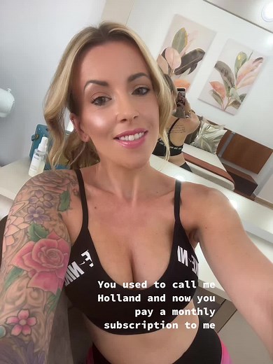 #mom #of #momsoftiktok #model #olderwomen #oldermodel #womenintheir40s #womenintheir30s #only #subscribe #subscription #paramore #new